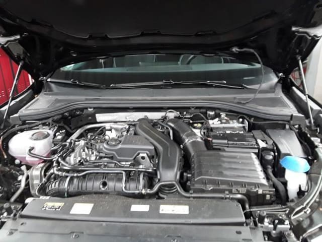 Volkswagen Passat 1.5 eTSI Business DSG