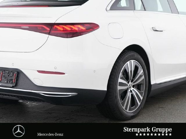 Mercedes-Benz EQE 300 Sedan