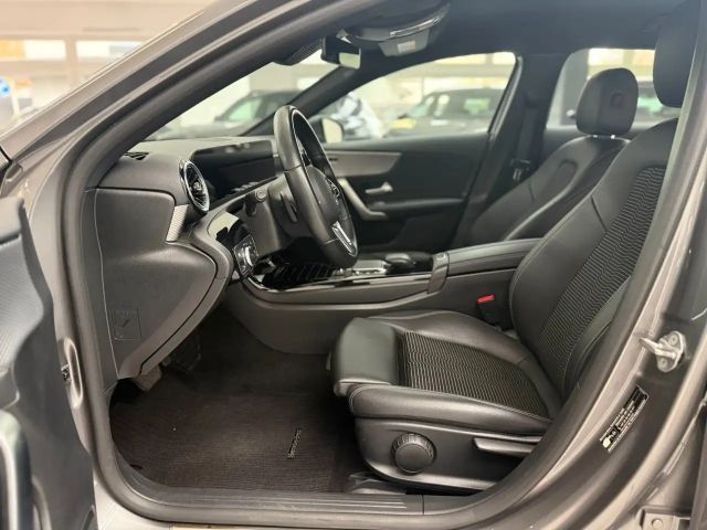 Mercedes-Benz A 180 Progressive