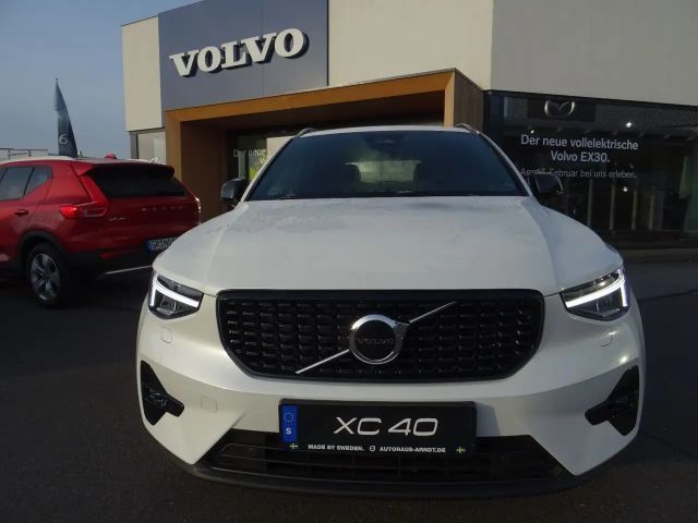 Volvo XC40 Dark Plus
