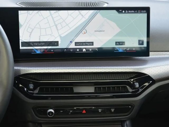 BMW 330 330e M-Sport xDrive