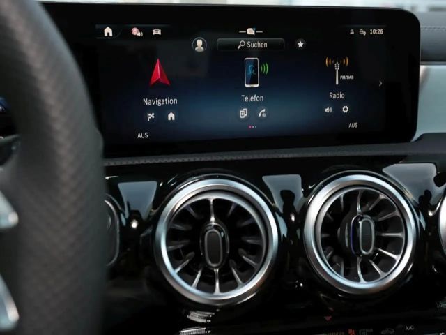 Mercedes-Benz CLA 200 AMG Line Coupé