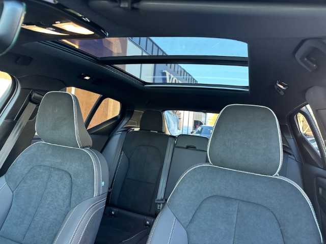 Volvo XC40 Dark Plus