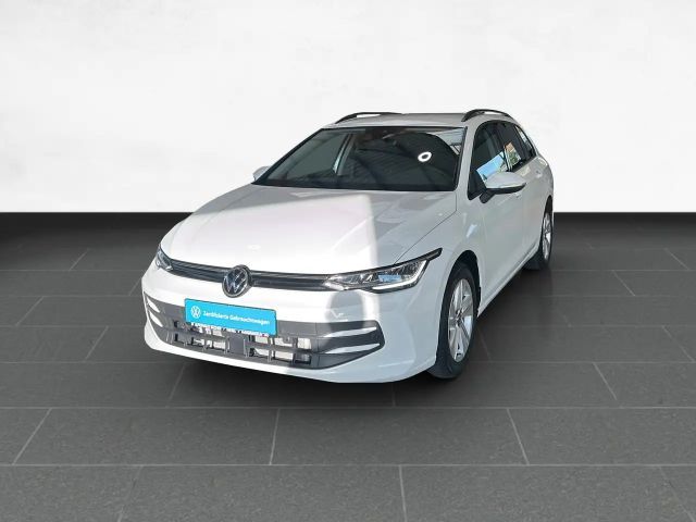 Volkswagen Golf 1.5 eTSI DSG Life Variant