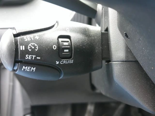 Peugeot 208 Active Pack PureTech