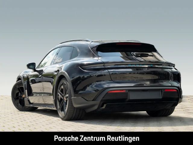 Porsche Taycan 4S Cross Turismo