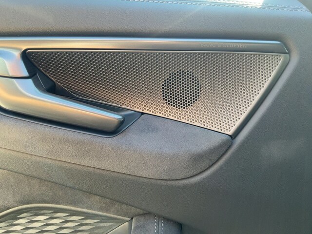 Audi A6 Avant Quattro S-Tronic