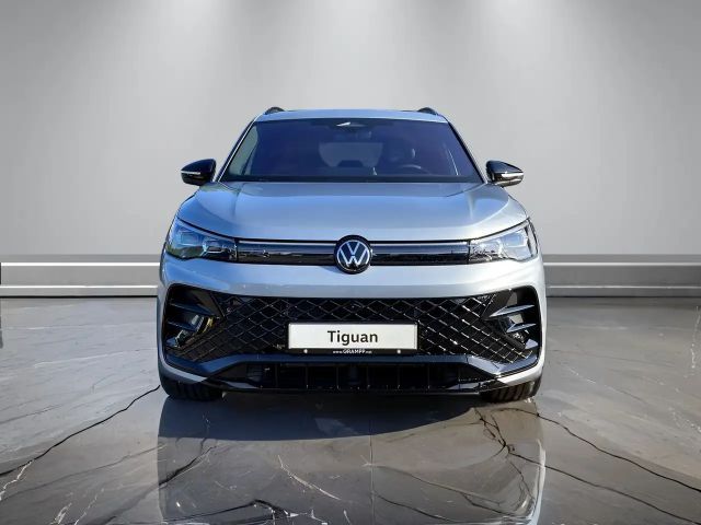 Volkswagen Tiguan R-Line eHybrid