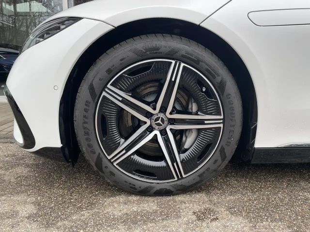 Mercedes-Benz EQS 4MATIC 580 AMG Line Sedan