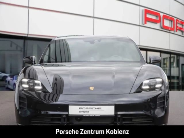 Porsche Taycan Turbo