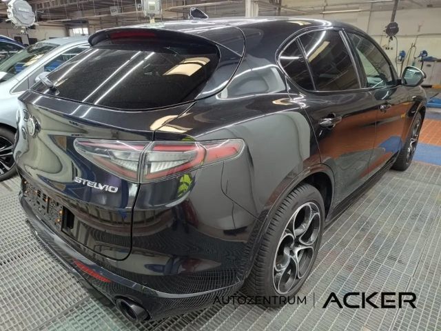 Alfa Romeo Stelvio Q4 Veloce