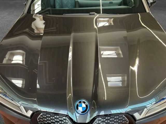 BMW iX xDrive40