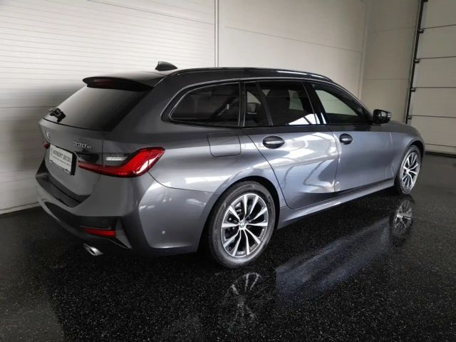 BMW 330 330e Sport Line Touring