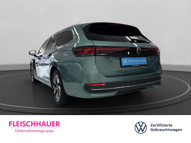 Volkswagen Passat 1.5 eTSI Business Variant