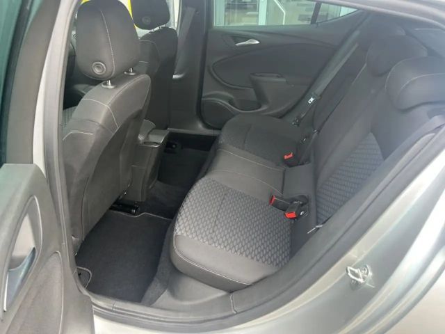 Opel Astra 1.2 Turbo Edition Turbo