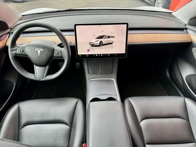 Tesla Model 3 Long Range