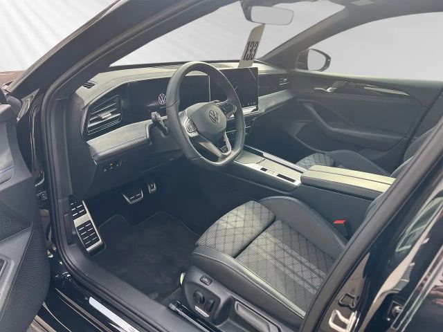 Volkswagen Passat DSG IQ.Drive R-Line Variant