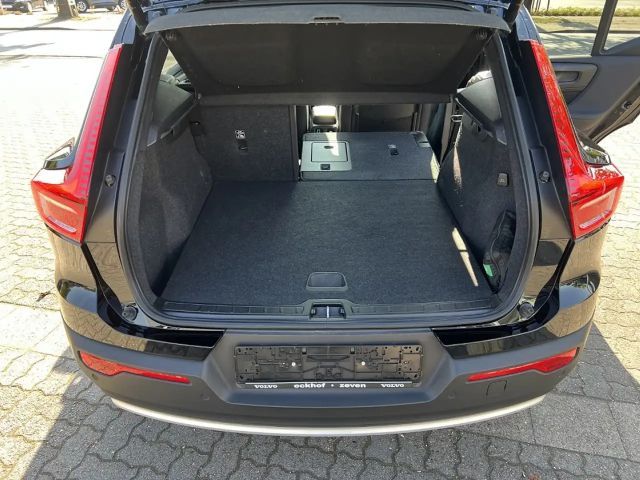 Volvo XC40 Core T5