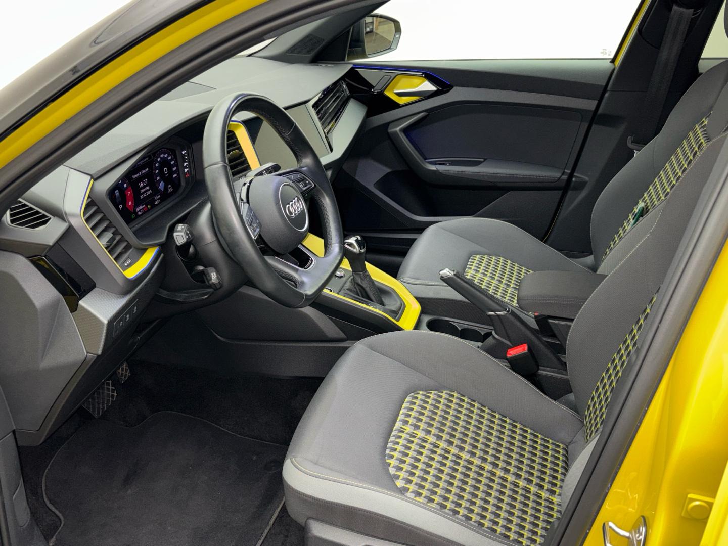 Audi A1 25 TFSI S-Line S-Tronic Sportback