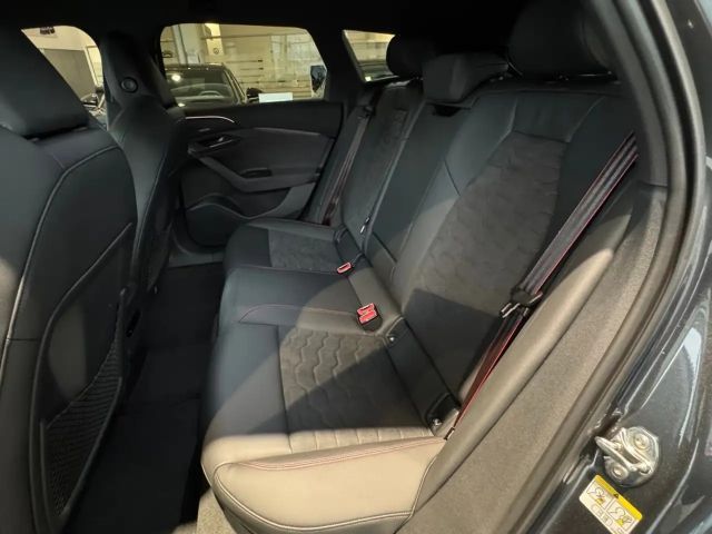 Audi S6 e-tron e-tron