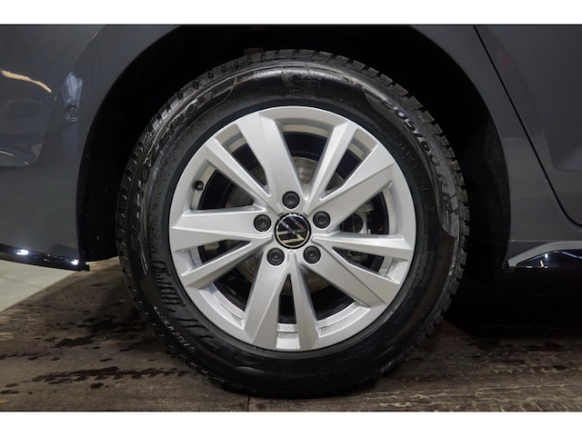 Volkswagen Touran 1.5 TSI Highline R-Line