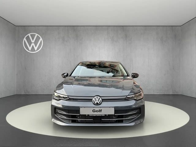 Volkswagen Golf 1.5 eTSI DSG Golf VIII