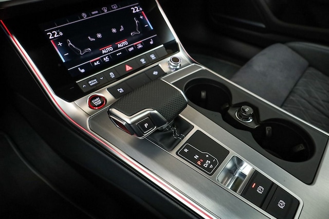 Audi S6 Avant Quattro