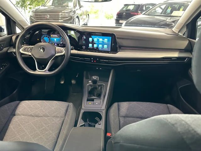 Volkswagen Golf 1.0 TSI Business Life