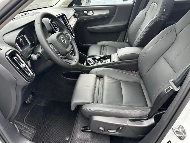 Volvo XC40 Dark Plus