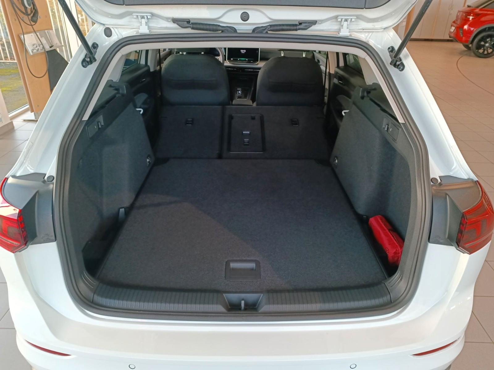 Volkswagen Golf 1.5 eTSI Golf VIII Variant