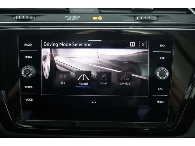 Volkswagen Touran 1.5 TSI DSG Highline Style