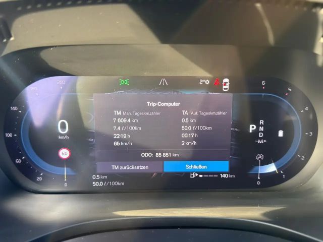 Volvo XC60 AWD Dark Plus