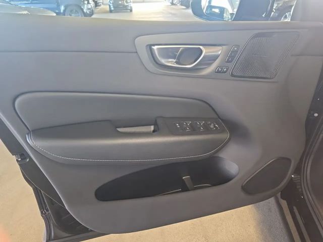 Volvo XC60 Dark Plus