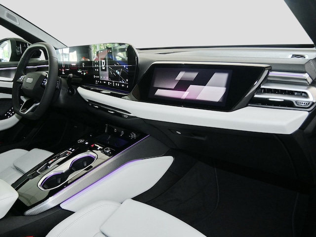 Audi A6 Avant Quattro S-Tronic