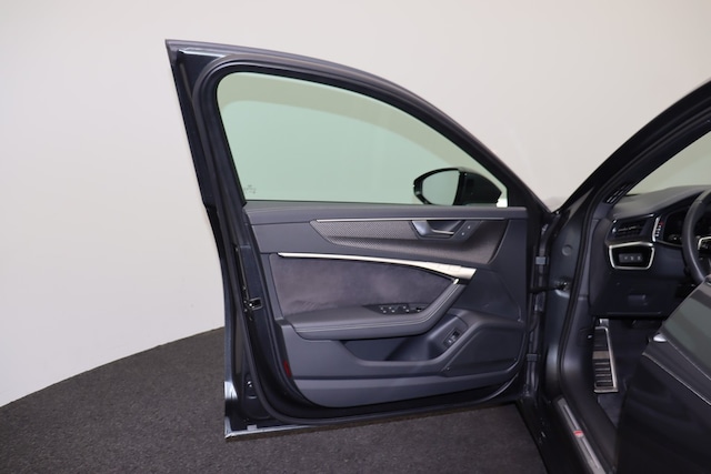 Audi S6 Quattro Sedan