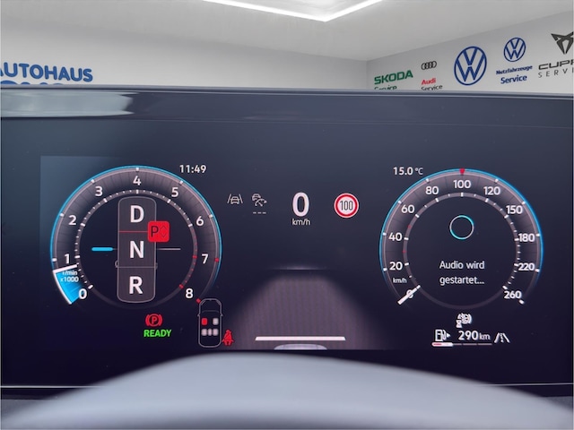 Volkswagen T-Roc 1.5 eTSI DSG IQ.Drive R-Line