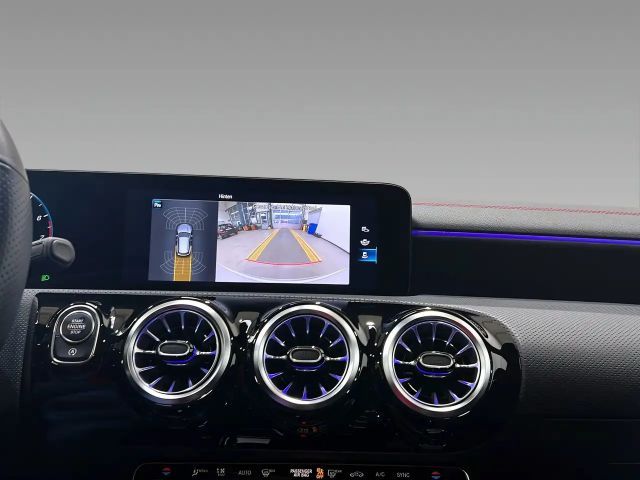 Mercedes-Benz CLA 200 AMG Line Shooting Brake