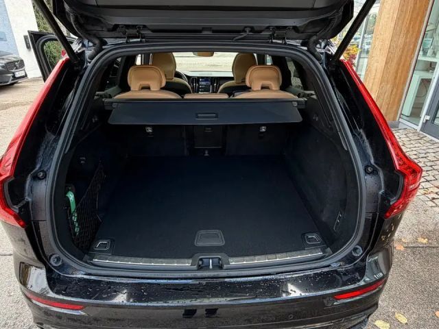 Volvo XC60 AWD Dark Ultimate