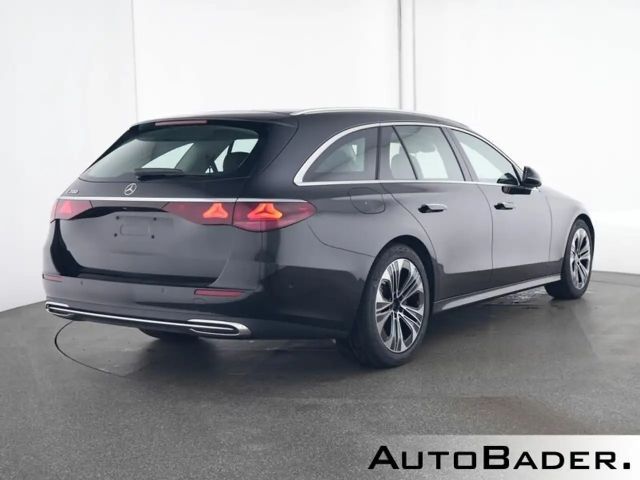 Mercedes-Benz E 200 AVANTGARDE Estate