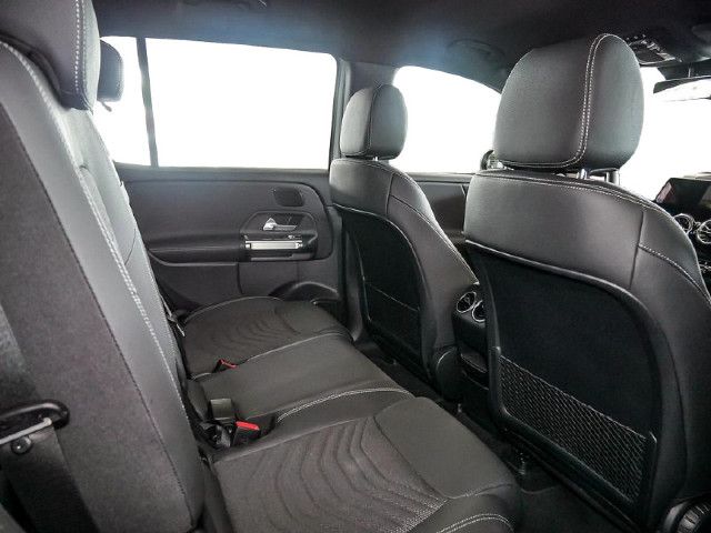 Mercedes-Benz EQB 300 4MATIC