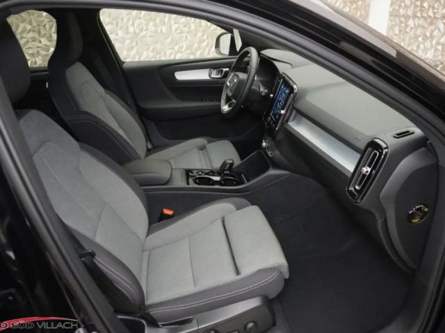 Volvo XC40 Dark Plus