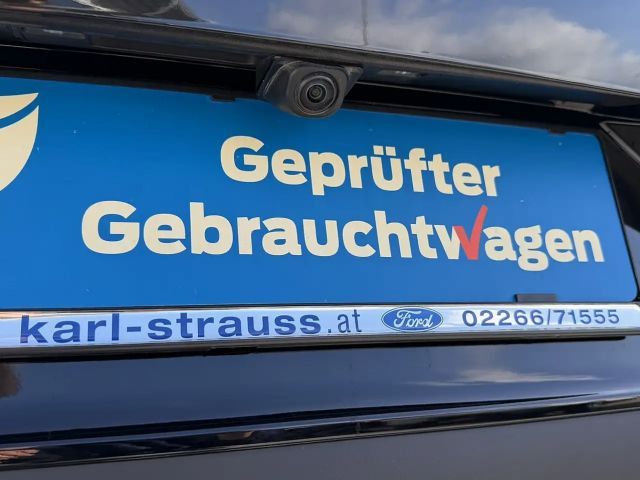 Ford Puma EcoBoost Titanium