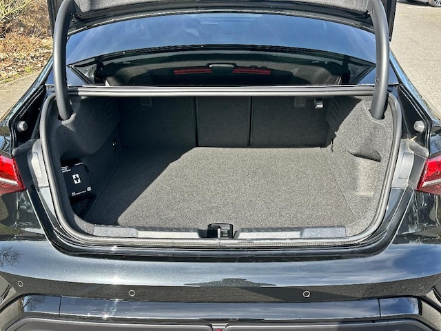 Audi RS3 Quattro S-Tronic Sedan