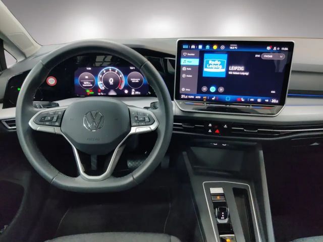 Volkswagen Golf 1.5 eTSI DSG Life