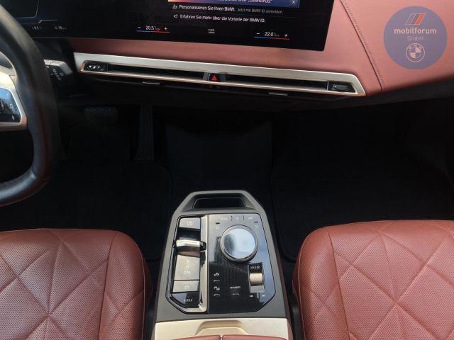 BMW iX xDrive40