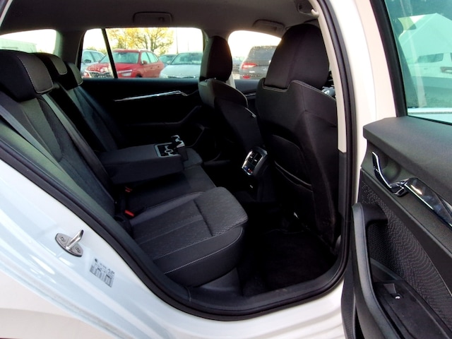 Skoda Octavia 2.0 TDI Combi Style Style