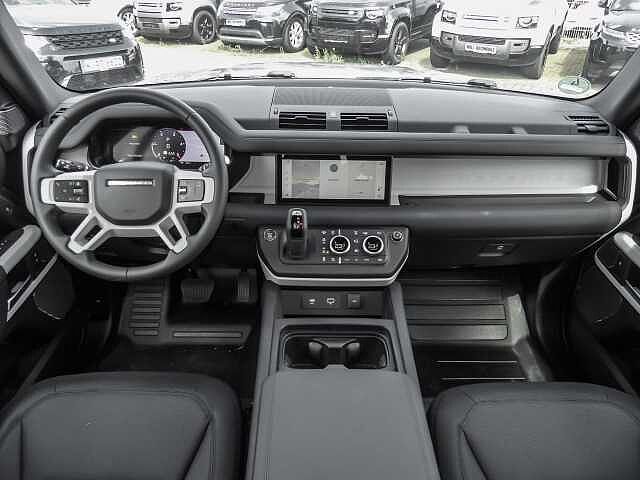 Land Rover Defender 90 Dynamic SE
