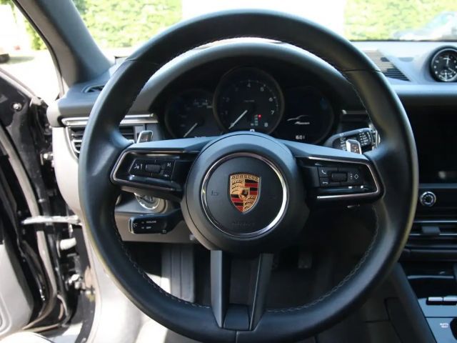 Porsche Macan Lederpaket*18 Wege*PDLS+*Kamera*20"Spyder