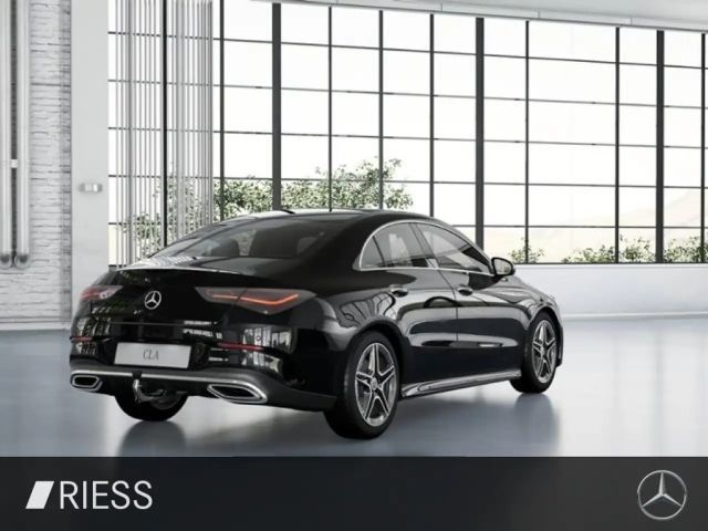 Mercedes-Benz CLA 220 4MATIC Coupé