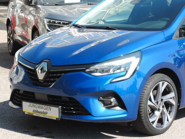 Renault Clio E-Tech Experience Hybrid